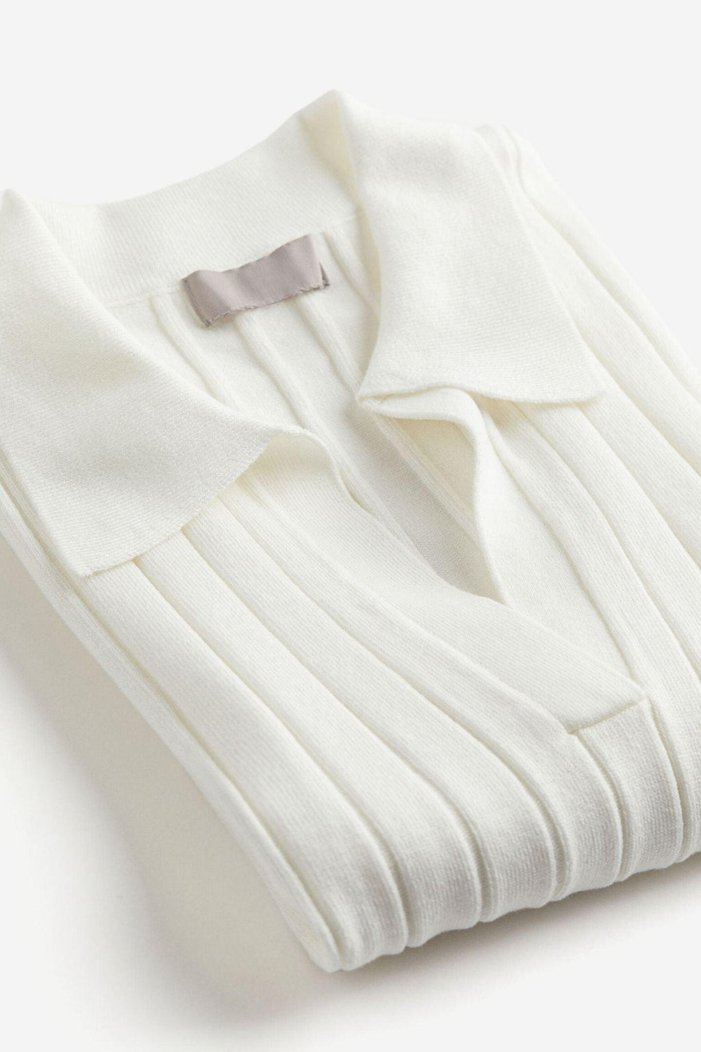 Ribbed Straight Collar Polo T-Shirt