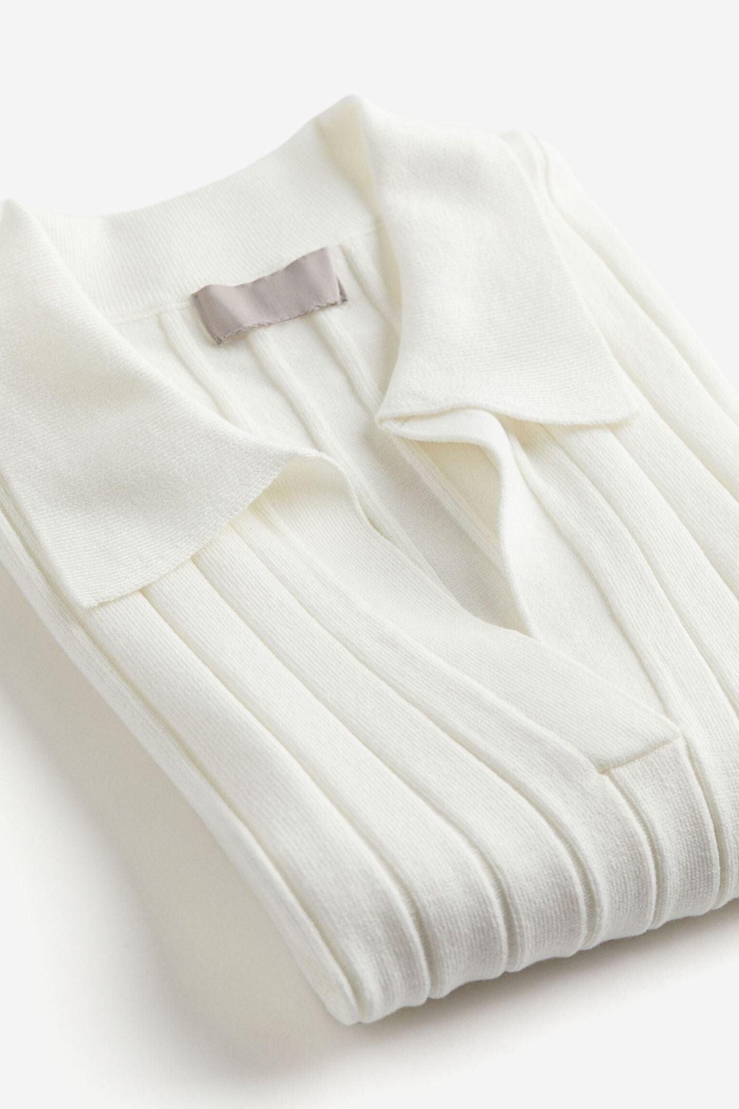 Ribbed Straight Collar Polo T-Shirt
