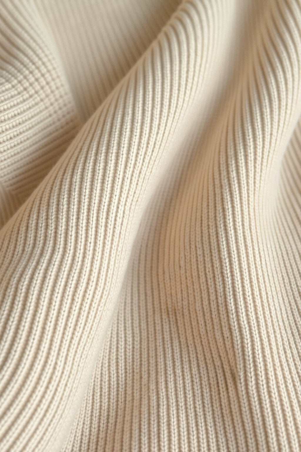 Men's Solid Thick Elegant Knitted Sweater