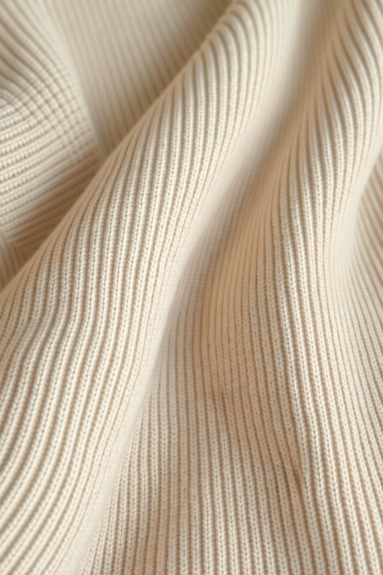 Men's Solid Thick Elegant Knitted Sweater
