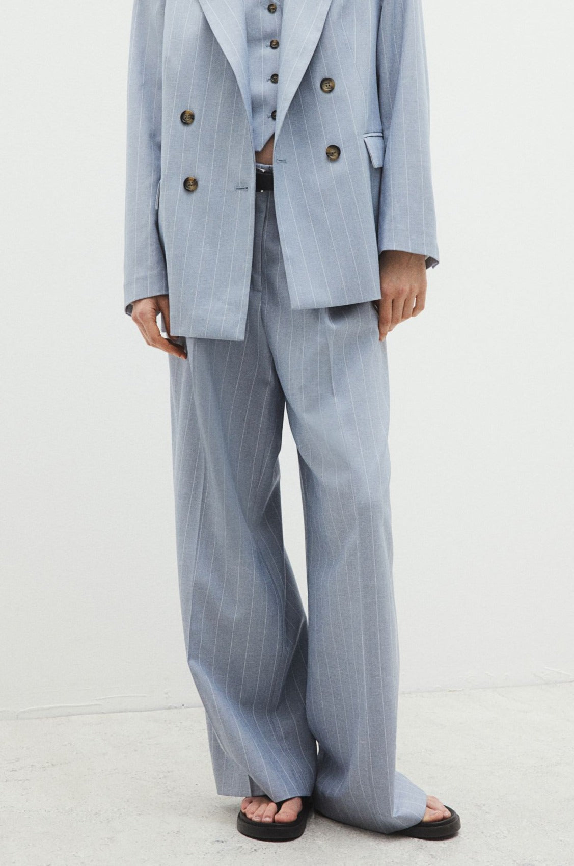 Elegant Back Drop Pants