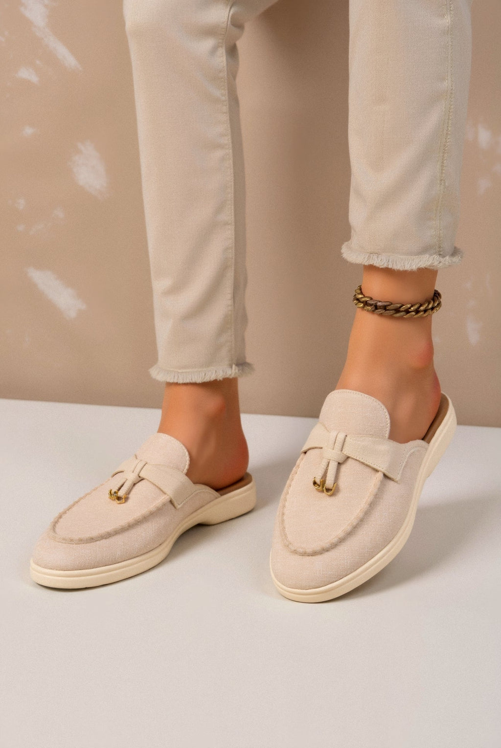 Women's Solid Toe Slip Flat Shoe Sandals