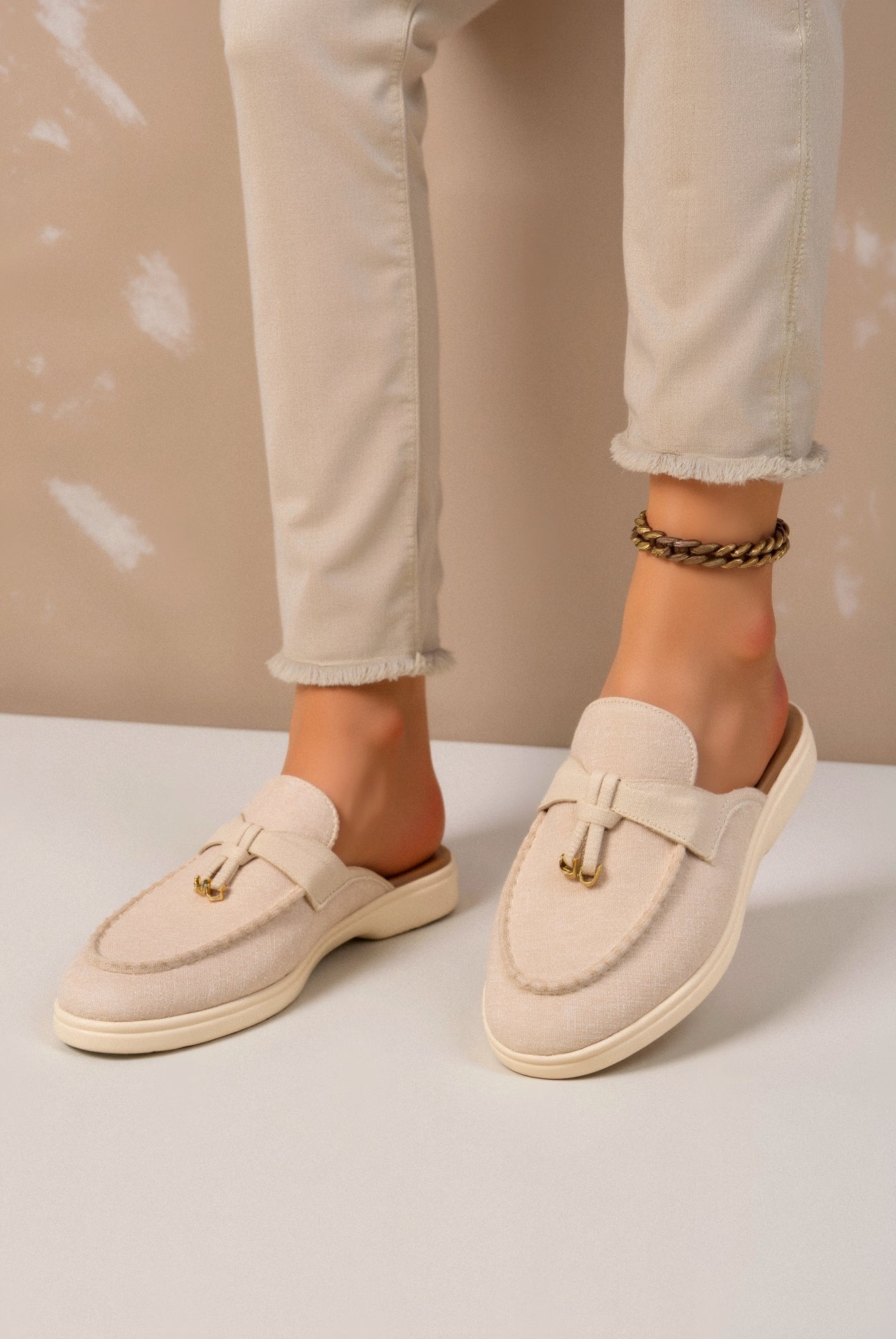 Women's Solid Toe Slip Flat Shoe Sandals
