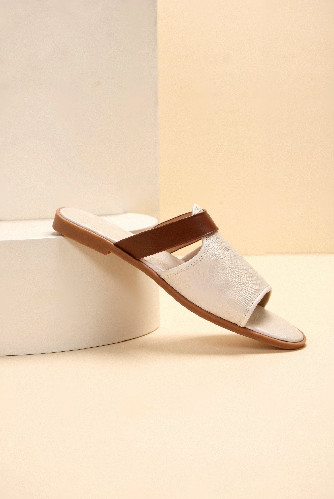 Solid Color Casual Slip On Lightweight Slides