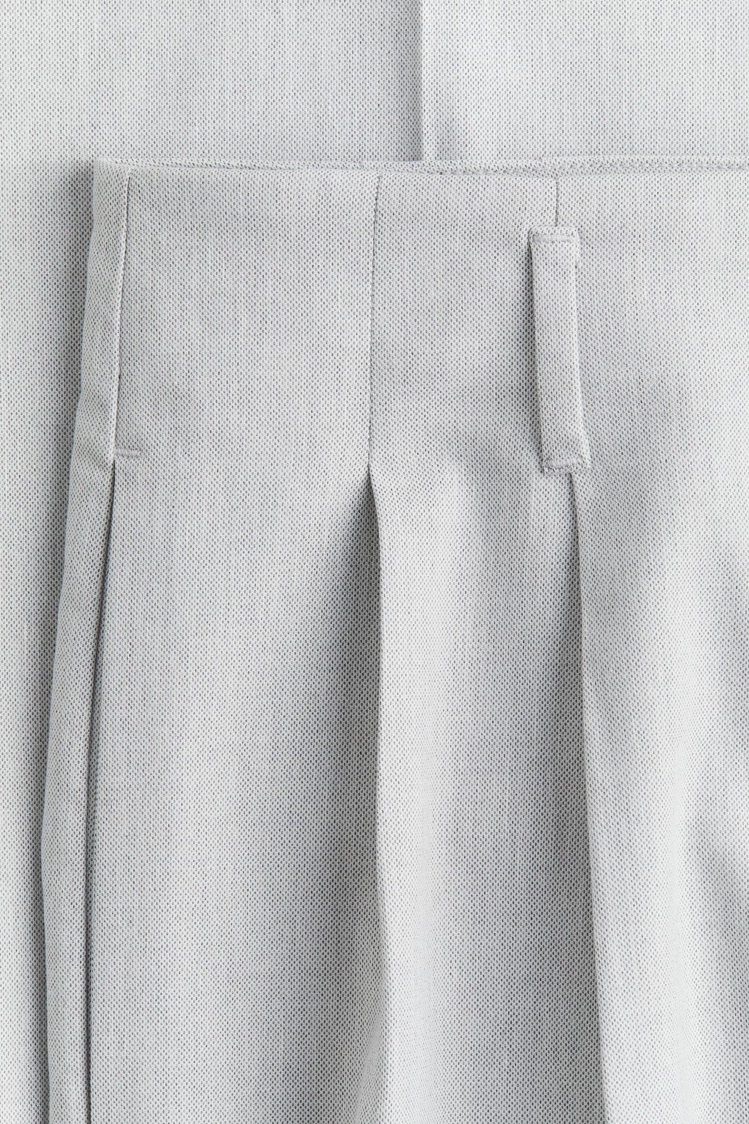 Elegant Back Drop Pants